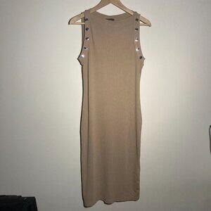 Form-Fitting Guess Dress
